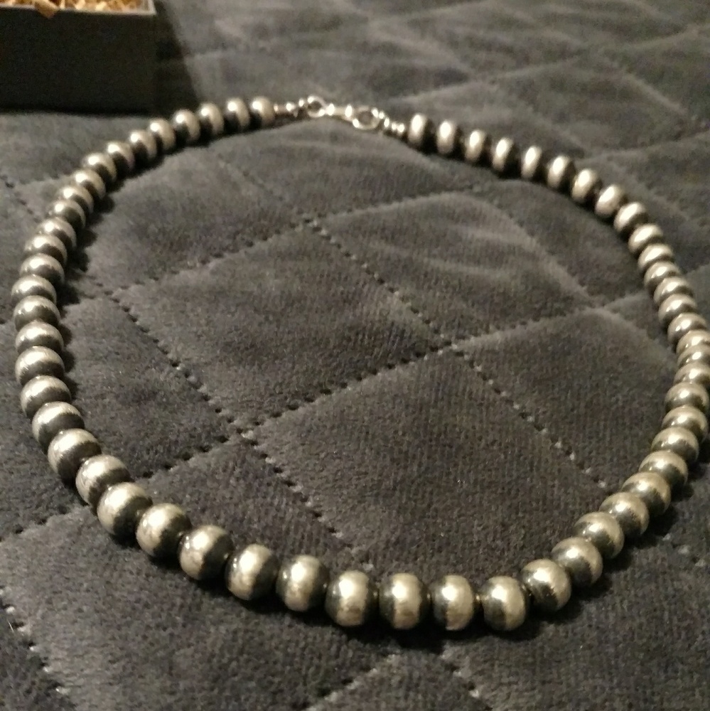 18" 8mm Navajo Pearl Necklace